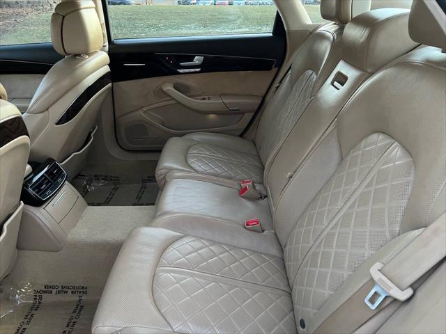 Photo of 2016 White Audi A8