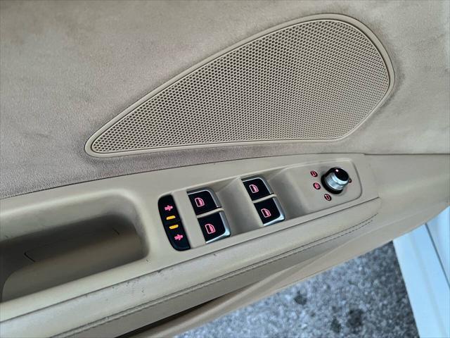 Photo of 2016 White Audi A8
