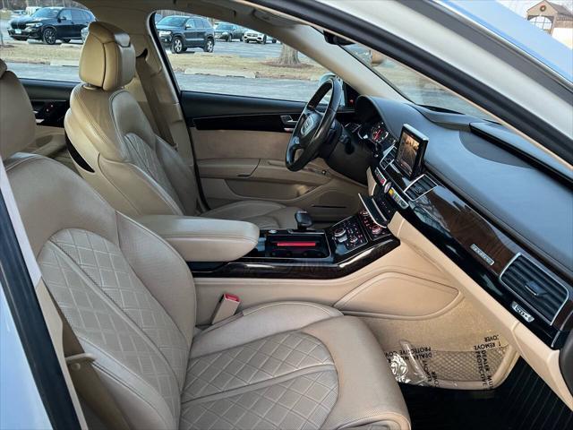 Photo of 2016 White Audi A8
