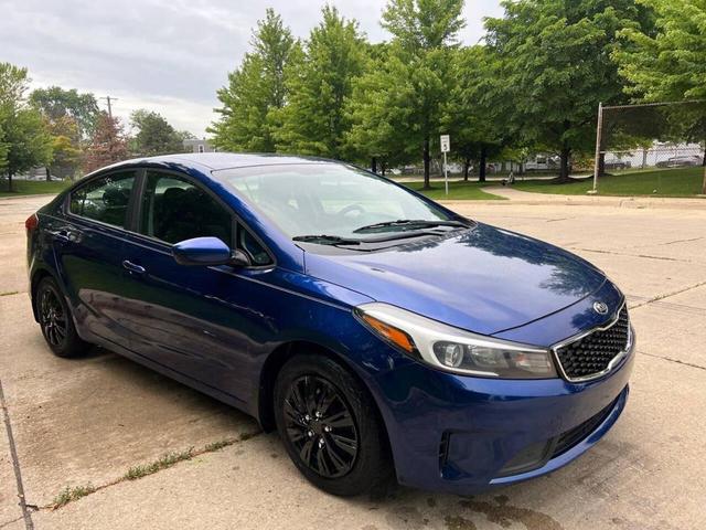 Photo of 2018 Deep Sea Blue Kia Forte