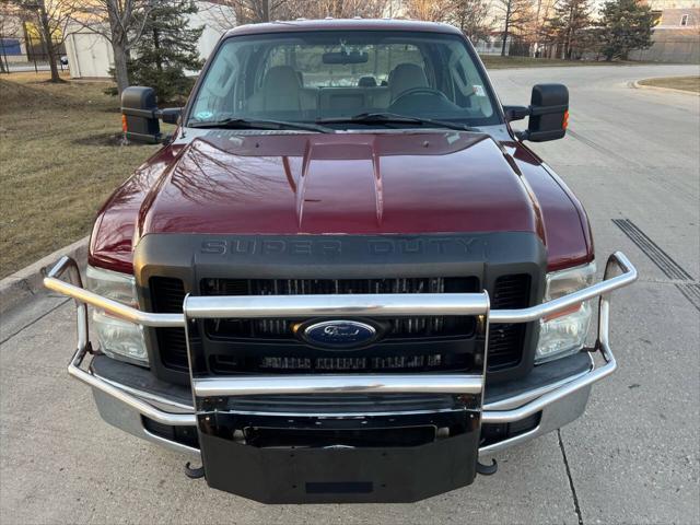 Photo of 2008 Burgundy Ford F-250