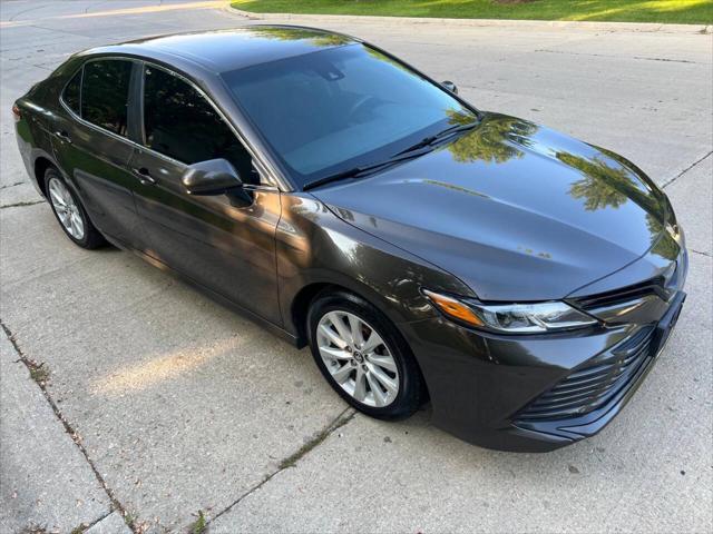 Photo of 2018 Brown Stone Toyota Camry