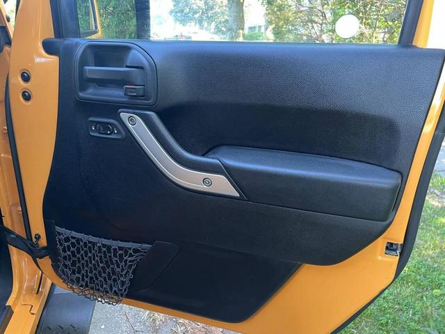 Photo of 2012 Dozer Clearcoat Jeep Wrangler Unlimited