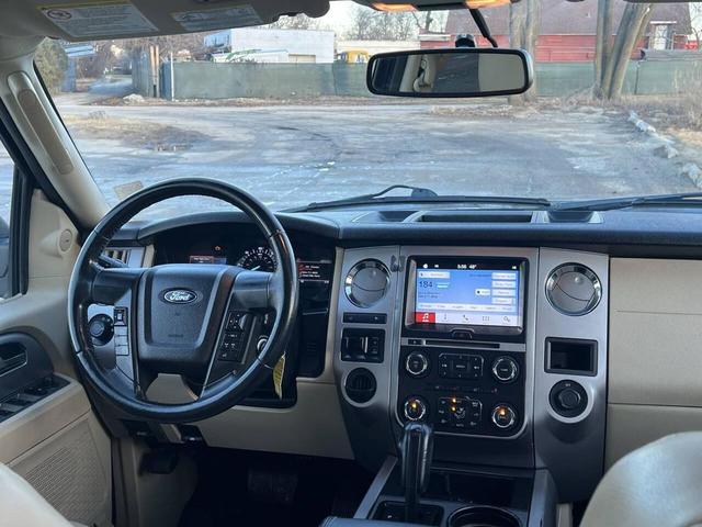 Photo of 2017 Blue Jeans Ford Expedition EL