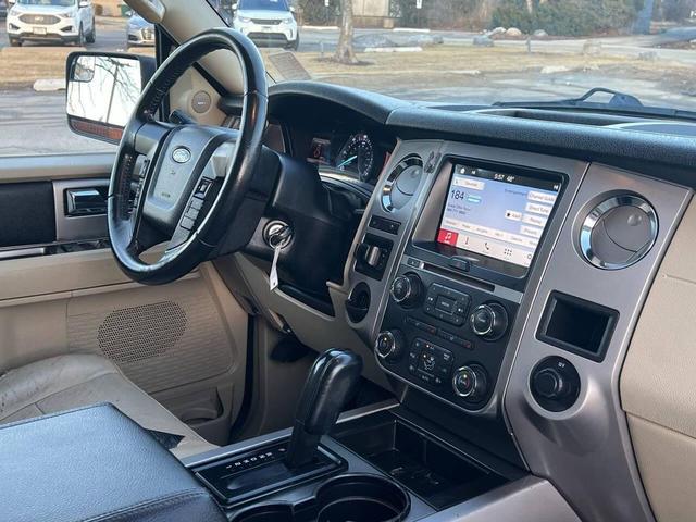 Photo of 2017 Blue Jeans Ford Expedition EL
