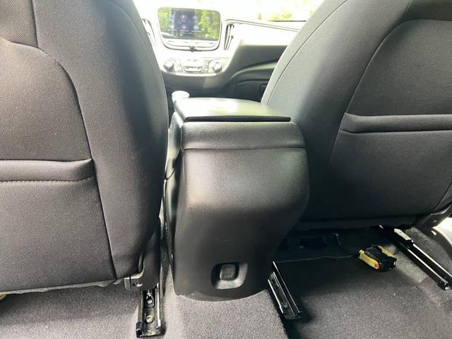 Photo of 2021 Shadow Gray Metallic Chevrolet Malibu