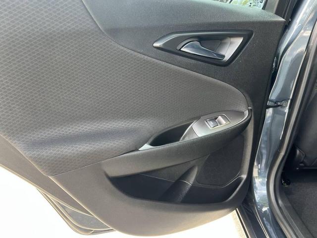 Photo of 2021 Shadow Gray Metallic Chevrolet Malibu
