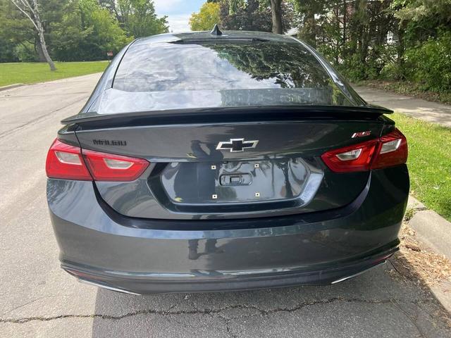 Photo of 2021 Shadow Gray Metallic Chevrolet Malibu