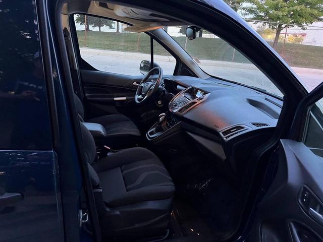 Photo of 2014 Blue Ford Transit Connect