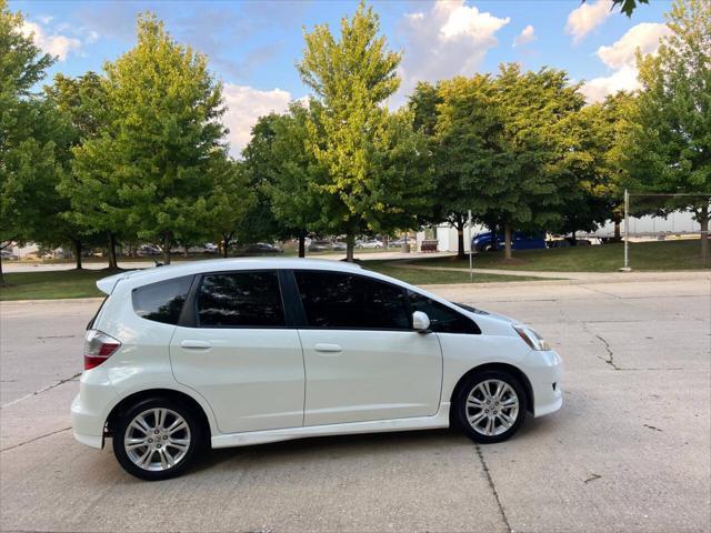 Photo of 2010 Taffeta White Honda Fit