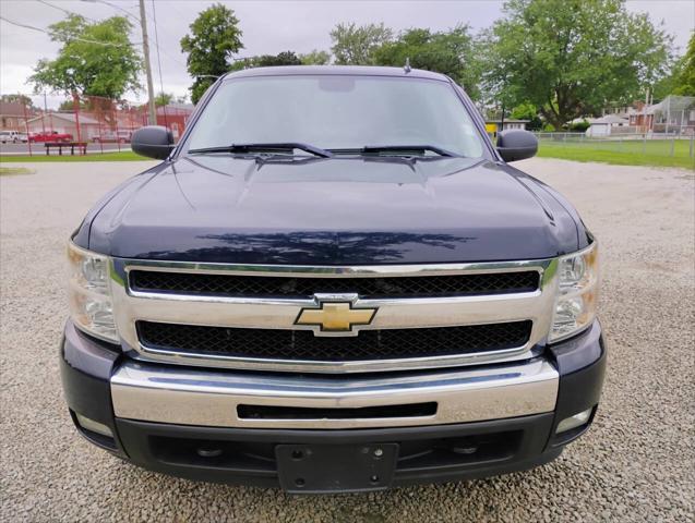 Photo of 2011 Imperial Blue Metallic Chevrolet Silverado 1500
