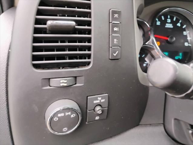 Photo of 2011 Imperial Blue Metallic Chevrolet Silverado 1500