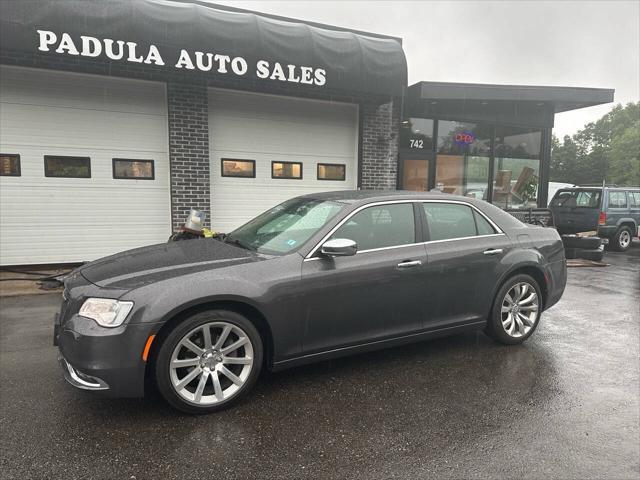2019 Chrysler 300