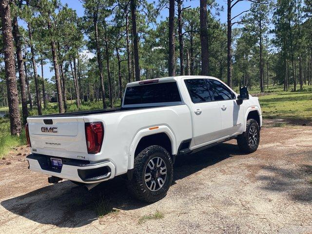 Photo of 2022 Summit White GMC Sierra 2500
