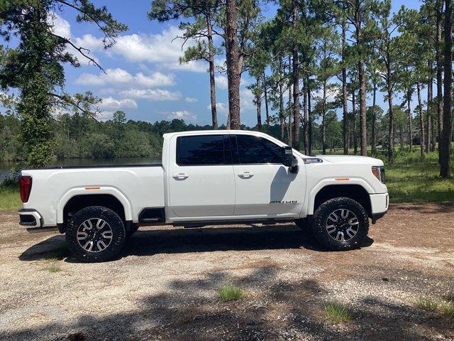 Photo of 2022 Summit White GMC Sierra 2500