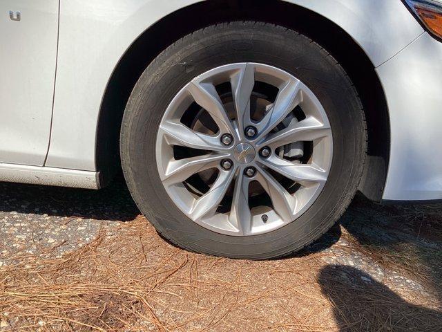 Photo of 2024 Summit White Chevrolet Malibu