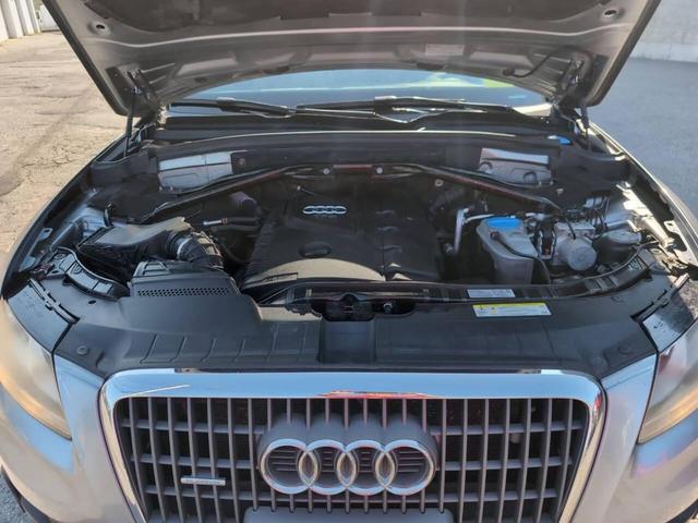 Photo of 2011 Silver Audi Q5
