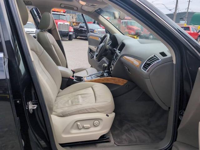 Photo of 2009 Black Audi Q5