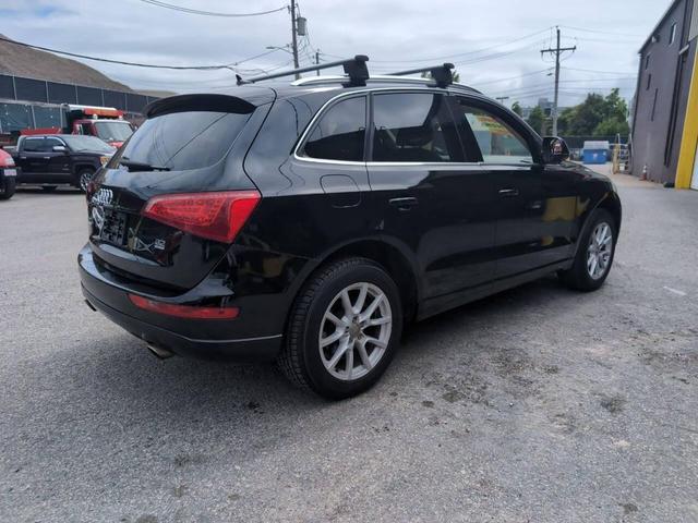 Photo of 2009 Black Audi Q5