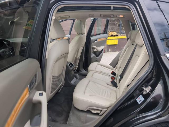 Photo of 2009 Black Audi Q5