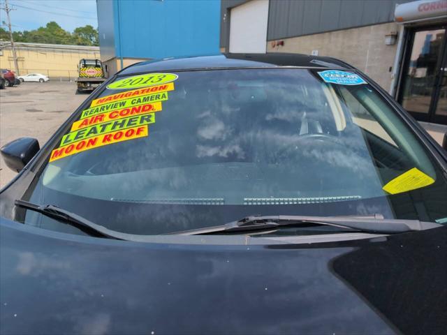 Photo of 2013 Black Nissan Altima