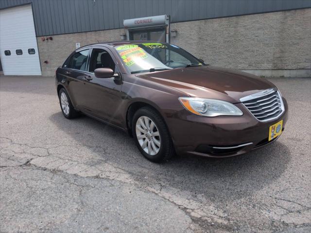 2013 Chrysler 200