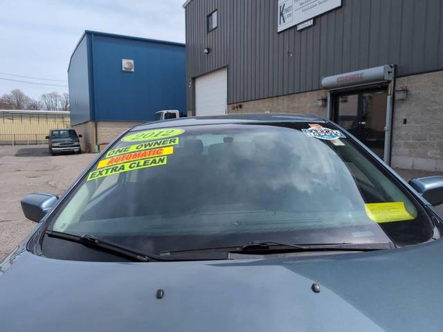 Photo of 2012 Blue Ford Fusion