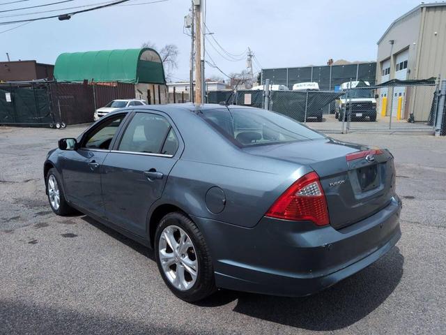 Photo of 2012 Blue Ford Fusion