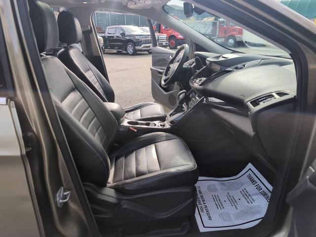 Photo of 2014 Green Ford Escape