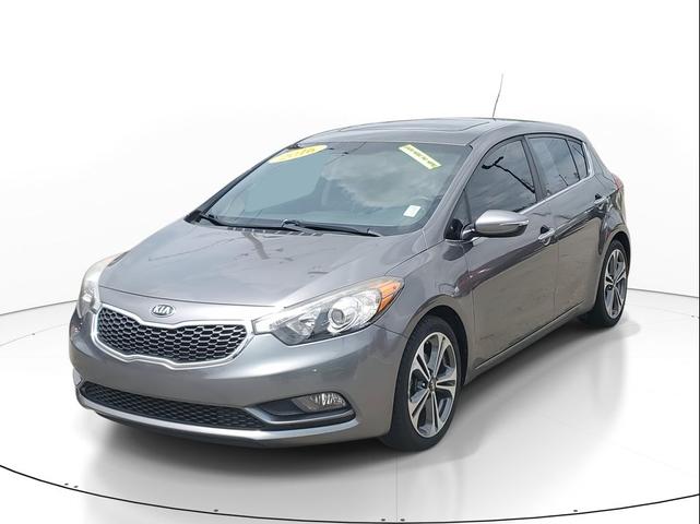 Photo of 2016 Graphite Steel Metallic Kia Forte
