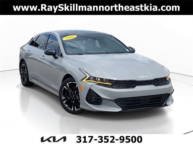 Photo of 2022 Wolf Gray Kia K5