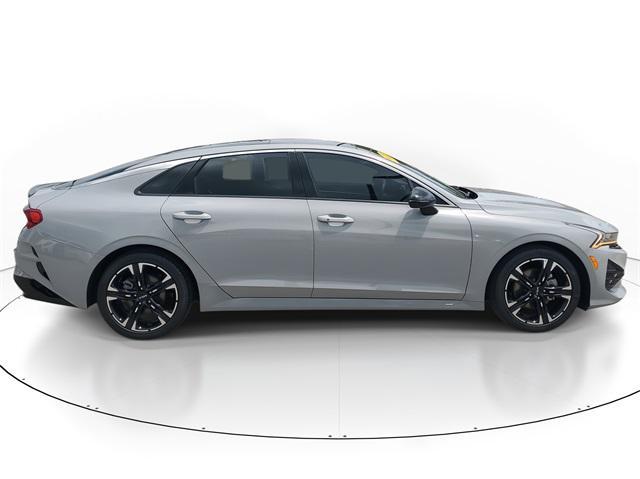 Photo of 2022 Wolf Gray Kia K5