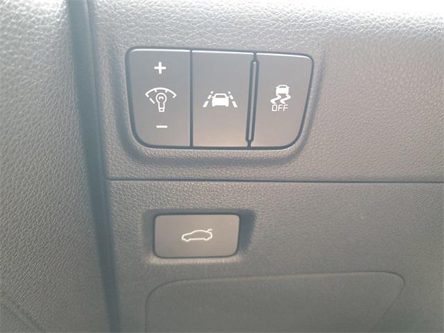 Photo of 2022 Wolf Gray Kia K5