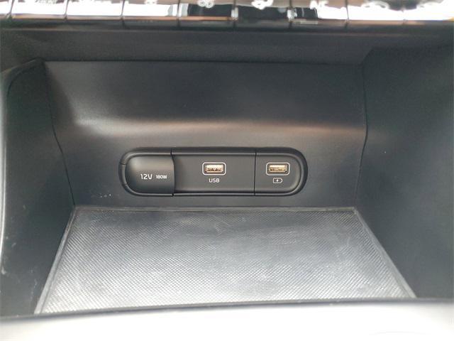 Photo of 2022 Wolf Gray Kia K5