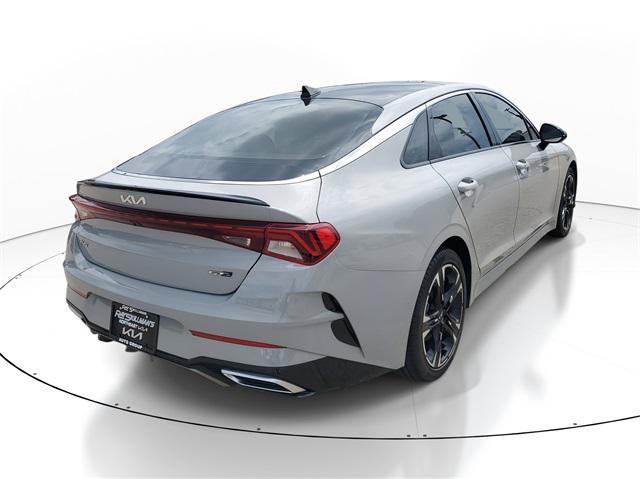 Photo of 2022 Wolf Gray Kia K5