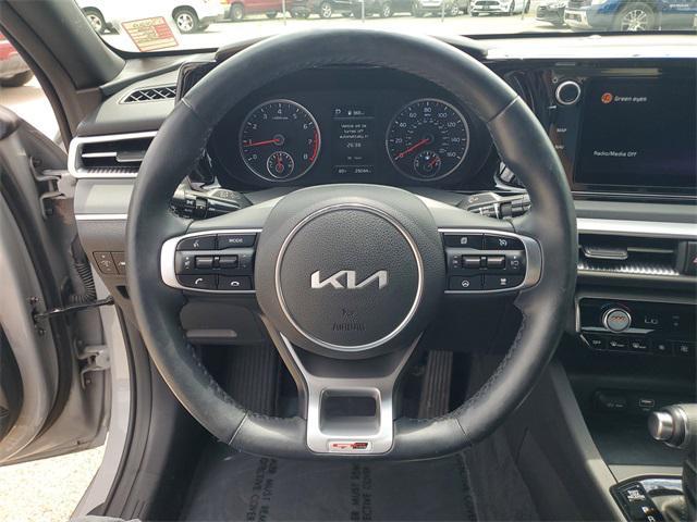 Photo of 2022 Wolf Gray Kia K5