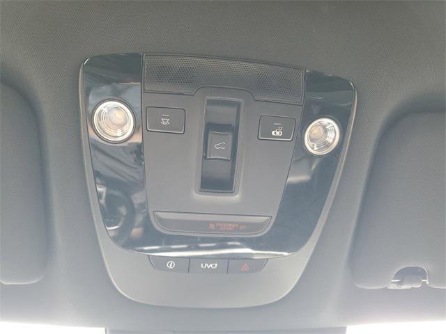 Photo of 2022 Wolf Gray Kia K5