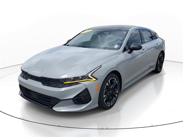 Photo of 2022 Wolf Gray Kia K5