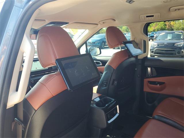 Photo of 2022 Astra Blue Kia Carnival