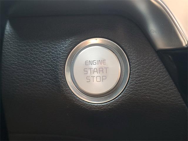 Photo of 2021 Everlasting Silver Kia Telluride
