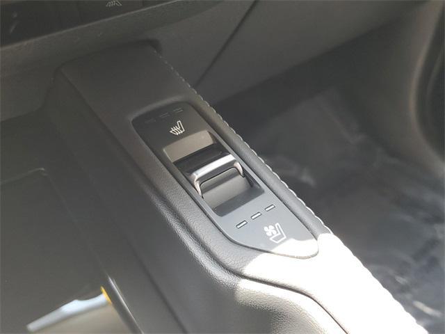 Photo of 2021 Everlasting Silver Kia Telluride