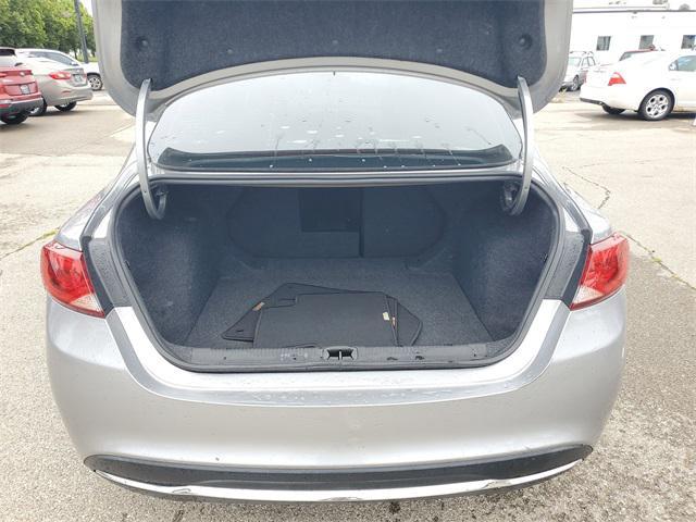 Photo of 2017 Billet Silver Metallic Clearcoat Chrysler 200