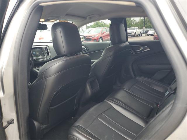 Photo of 2017 Billet Silver Metallic Clearcoat Chrysler 200