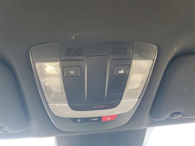 Photo of 2022 Ebony Black Kia K5
