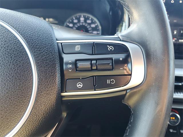 Photo of 2022 Ebony Black Kia K5