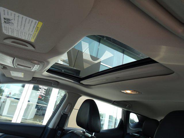 Photo of 2020 Magnetic Black Pearl Nissan Rogue Sport