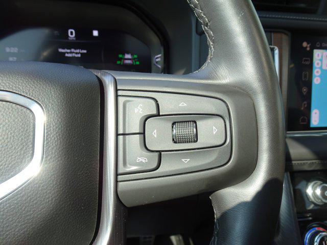 Photo of 2023 White Frost Tricoat GMC Yukon