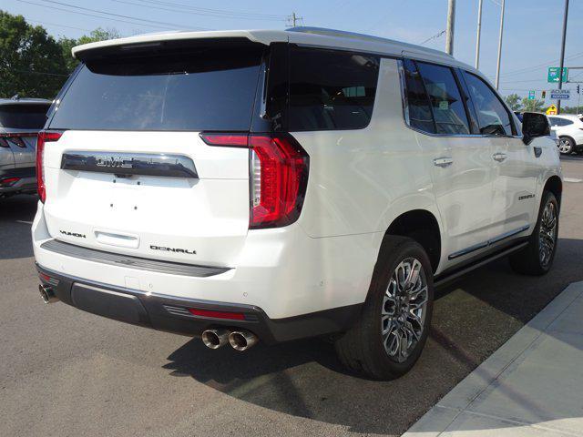Photo of 2023 White Frost Tricoat GMC Yukon