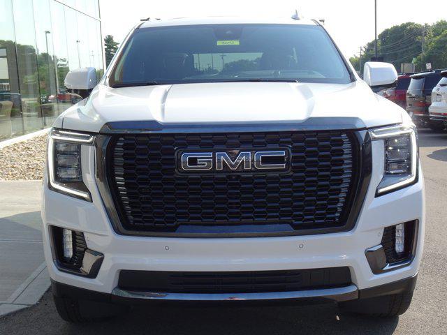 Photo of 2023 White Frost Tricoat GMC Yukon