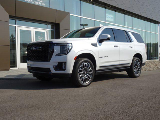 Photo of 2023 White Frost Tricoat GMC Yukon